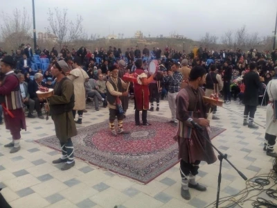 همزمان با میلادمولود کعبه

جشنواره هنری نمایشی هفت سین با اجرای آیین های نمایشی بومی و محلی در اردبیل به پایان رسید