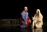 نمایش یادگاری بر گنبد دوار