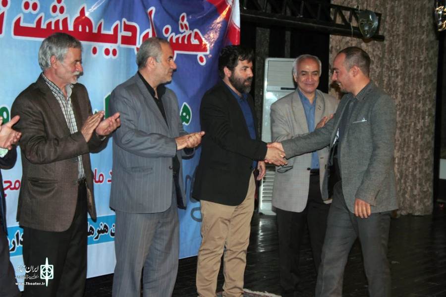 جشن اردیبهشت تئاتر استان اردبیل