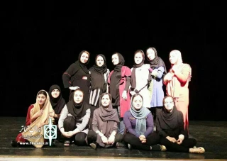 زنان هنرمند اردبیلی

«زنان میمون دژ» را به فدک می‌آورند
