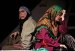 گزارش تصویری اجرای نمایش«زنان میمون دژ» در اردبیل