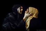 نمایش به تاریکی عادت کن