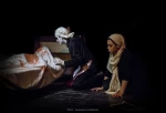 نمایش به تاریکی عادت کن
