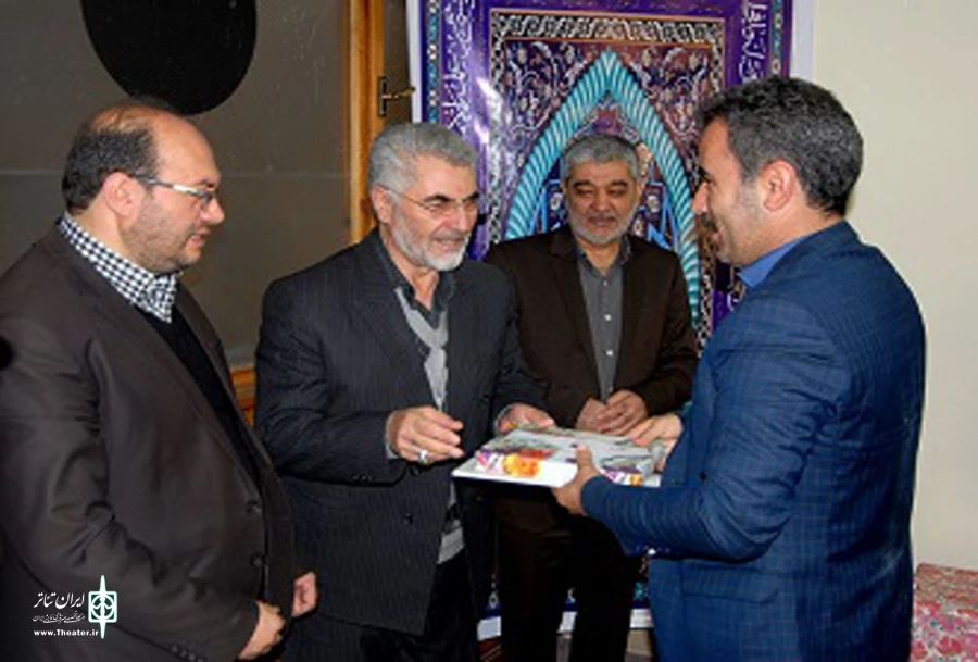 غریب منوچهری