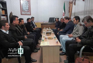 با حضور رئیس انجمن نمایش استان،

جلسه هم اندیشی بررسی وضعیت تئاتر در پارس آباد برگزار شد