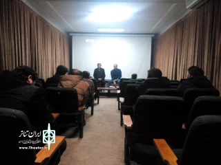 در سومین هفته نمایش فیلم های تئاتری

هنرمندان اردبیلی به دیدن«همسرایی یتیمان » نشستند