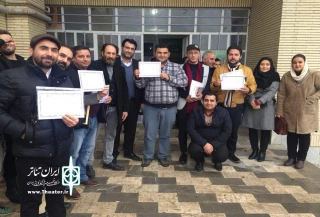 نشست تئاتری با تجلیل از هنرمندان فعال در پارس آباد برگزار شد