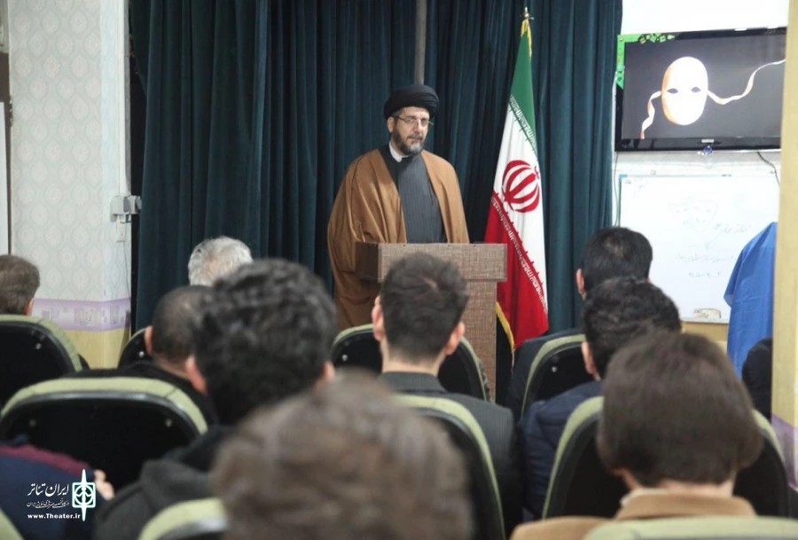گشایش جشنواره تئاتر مغان