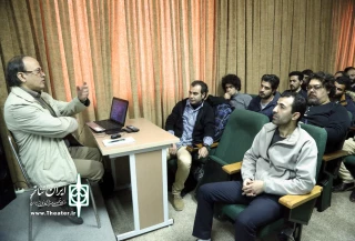 با حضور دکتر عبدالحسین لاله

نشست تخصصی جایگاه تئاتر در سینما در اردبیل برگزار شد