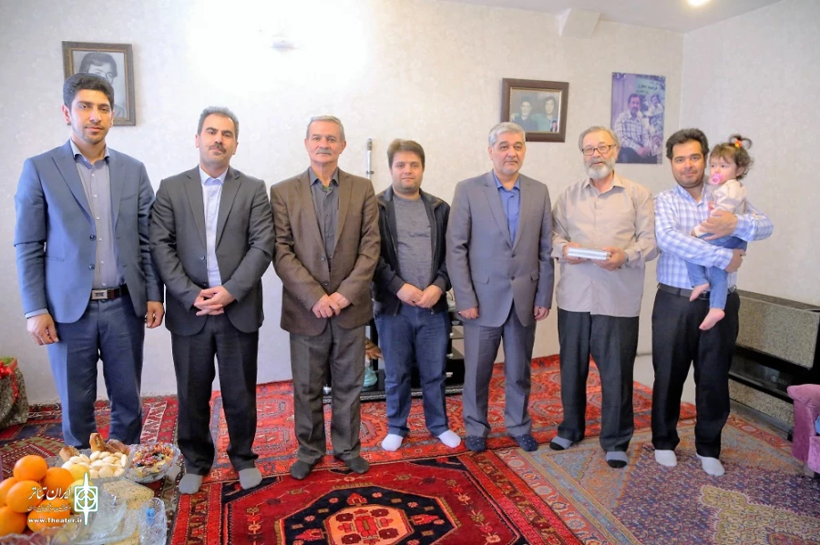 تجلیل از پیشکسوتان تئاتراردبیل