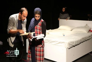 گزارش تصویری اجرای نمایش« وخداوند درون یک مرد دو قلب قرار نداد» در ارومیه