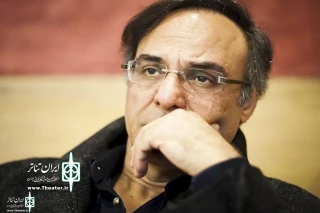 دکتر قطب الدین صادقی:

جشنواره‌های تئاتر استانی نباید مقطعی و فقط  برای دریافت جایزه باشد