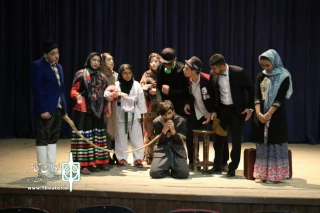 «پری» در جعفر آباد

نمایش«پری» در مجتمع فرهنگی و هنری جعفرآباد مغان به روی صحنه می رود