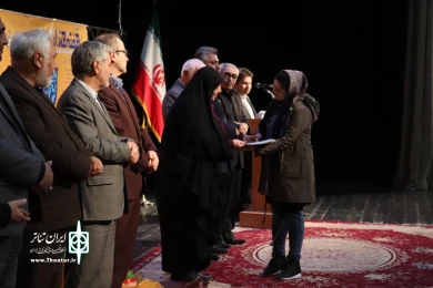 تکریم هنرمندان افتخار آفرین اردبیلی/ عکاس : امیررضا نوریان