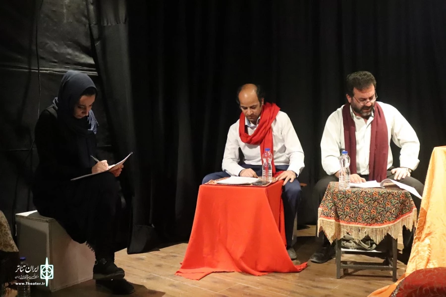 نمایشنامه خوانی مرگ یزدگرد/ عکاس: امیررضا نوریان