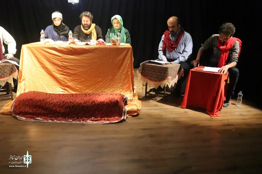 نمایشنامه خوانی مرگ یزدگرد/ عکاس: امیررضا نوریان