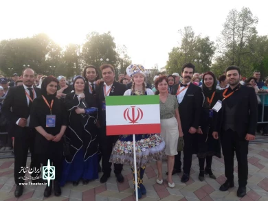 سفر گروه نمایشی«وخداونددرون یک مرد دوقلب قرارنداد»به روسیه