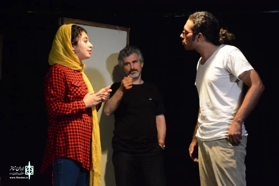 نمایش«سزارین»در اردبیل