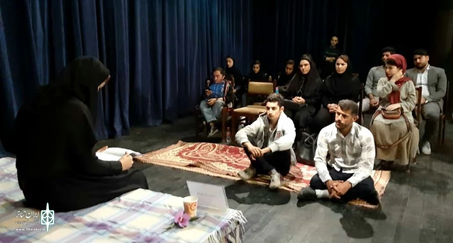 نمایشنامه خوانی