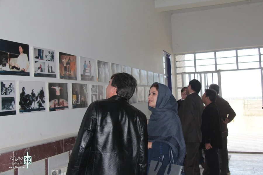 نمایشگاه عکس تئاتری درپارس آباد/نوری آذر