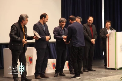 برگزیدگان نوزدهمین دوره جشنواره تئاتر منطقه دشت مغان معرفی شدند

«تمام که نمی شود ولی تمام» و «بانوی گمشده» برگزیدگان جشنواره تئاتر منطقه دشت مغان