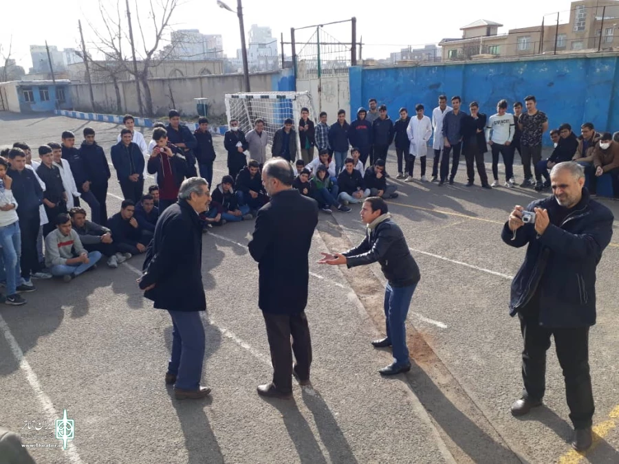 نمایش«نگفتن یا نه گفتن» در اردبیل
