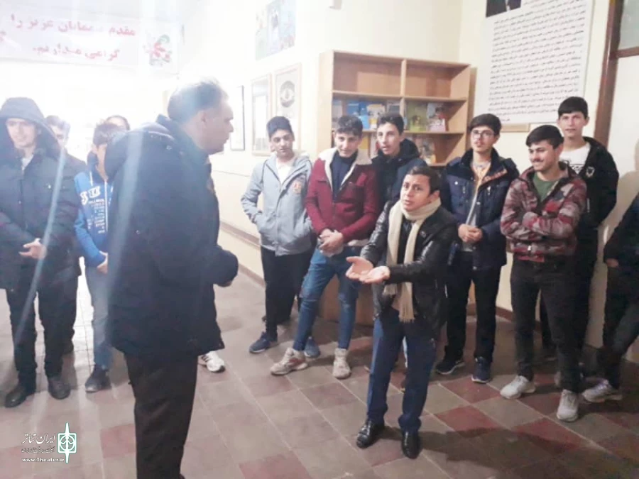 نمایش«نگفتن یا نه گفتن» در اردبیل