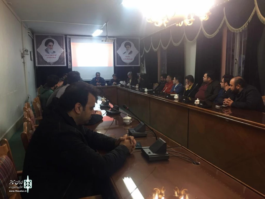 نشست رویکردها و اهداف نمایشی در اردبیل