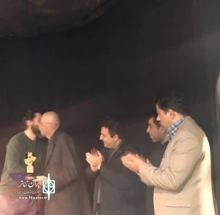 در اولین جلسه نمایشنامه خوانی زمستانه

اکبر منصوری پیشکسوت تئاتر اردبیل تجلیل شد
