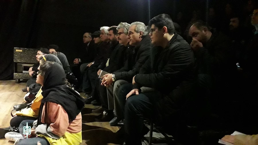 چاقوی زن جانی