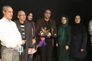 در چهارمین برنامه نمایشنامه خوانی زمستانه

جاوید رخشانی، هنرمند فعال تئاتر اردبیل، تجلیل شد