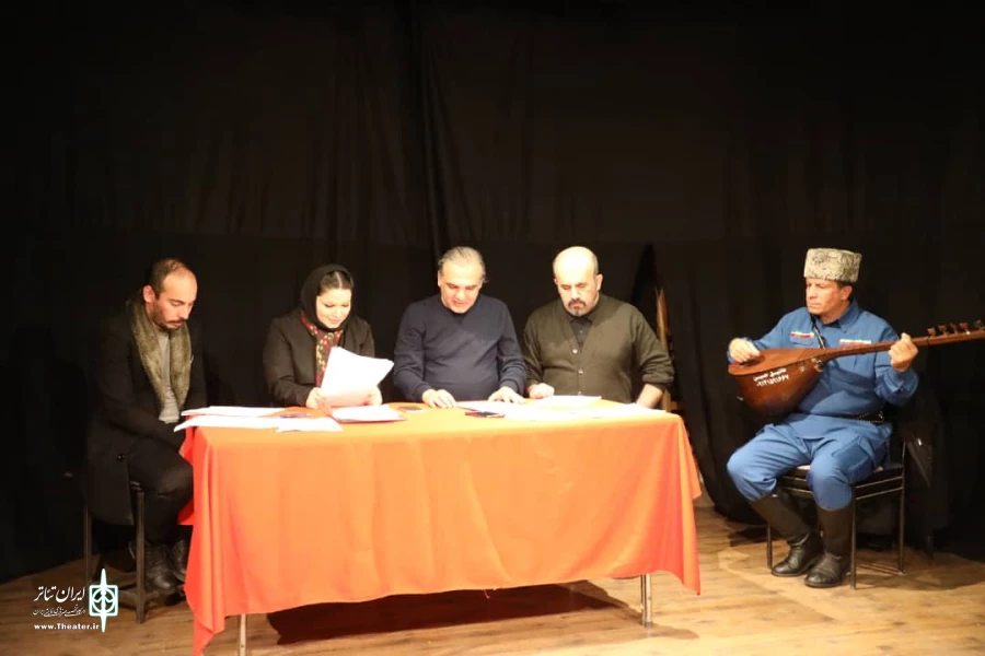 جلسات نمایشنامه خوانی