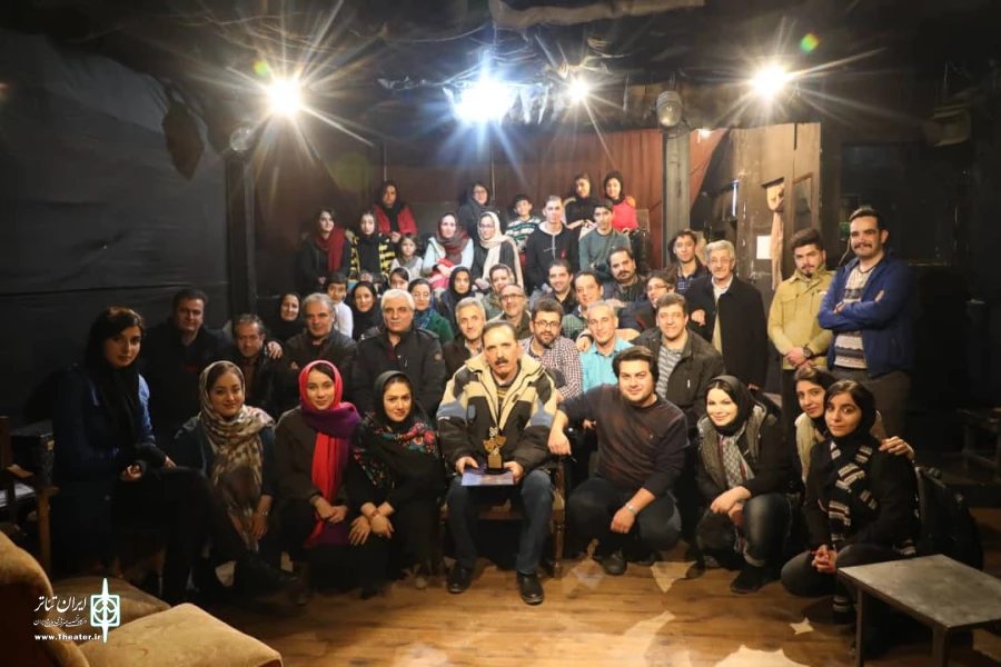 جلسات نمایشنامه خوانی
