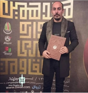 درخشش هنرمند اردبیلی در جشنواره تئاتر مقاومت:

اکبر صادقی با نمایش«سیمرغ»، رتبه سوم بازیگری بخش صحنه ای را به خود اختصاص داد