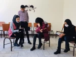 زیر پلک ماه