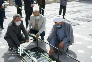 همزمان با هفته هنر انقلاب اسلامی صورت گرفت:

ادای احترام به شهدا در اردبیل