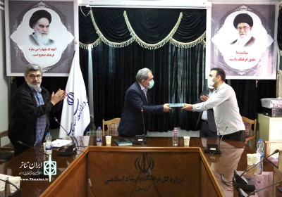 بر اساس آرای هیئت داوران:

«پروانه های نقاشی» از اردبیل برگزیده جشنواره نمایشنامه نویسی فصل امید شد