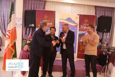 با برگزاری نشستی

هنرمندان اردبیل و آستارا؛ وحدت و همبستگی خود را به نمایش گذاشتند