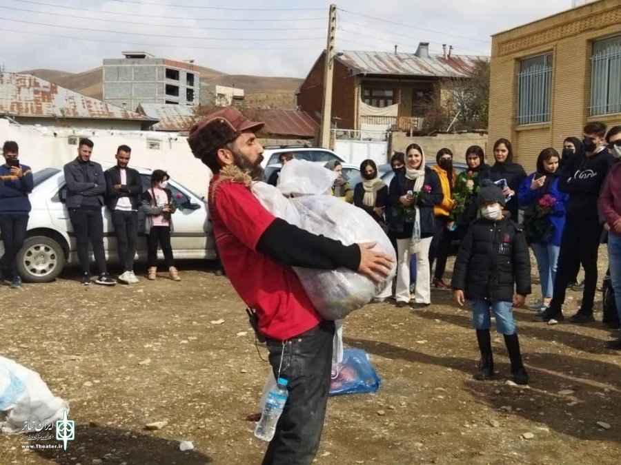 نمایش تولکی