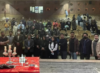 معاون امورهنری و سینمایی ارشاد اردبیل:

تئاتر هنری والا و ارزشمند است