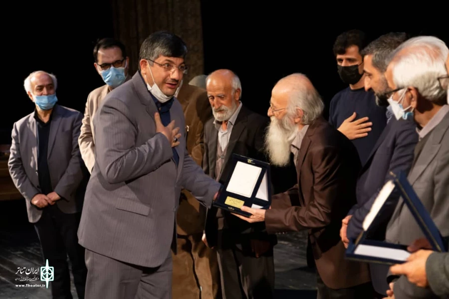 تئاتر گئجه سی و تجلیل از استاد ناد مهدیلو و استاد احمد پروستان