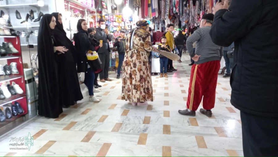 نمایش خیابانی «گویدن پیل یاغماز» در گرمی