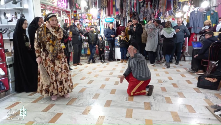 نمایش خیابانی «گویدن پیل یاغماز» در گرمی