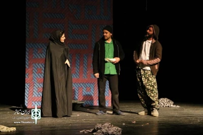 در سومین روز از جشنواره تئاتر رضوی:

«سیمرغ» از اردبیل در سالن اصلی تئاتر شهر تبریز به اجرا درآمد