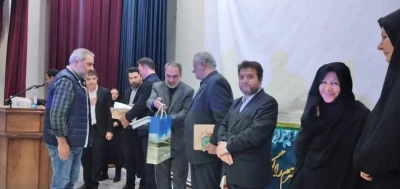 با هنرنمایی تئاتری های اردبیل:

فیلم«هاتف بهشت» در زادگاه مقدس اردبیلی به نمایش درآمد