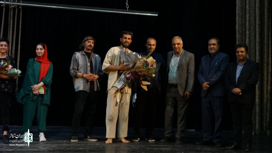 نمایش تکرار