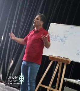از سری برنامه های آموزشی جشنواره :

کارگاه «بازیگری دانش بنیان» در خلخال برگزار شد
