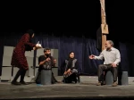 بیگانه در خانه