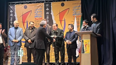 با برگزاری مراسمی در اردبیل:

افتخار آفرینان در جشنواره بین المللی تئاتر فجر تجلیل شدند