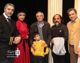 یادادشت اتابک نادری در سوگ پیشکسوت تئاتر اردبیل

پدر بابکِ اردبیل، حبیب آقا بدرود